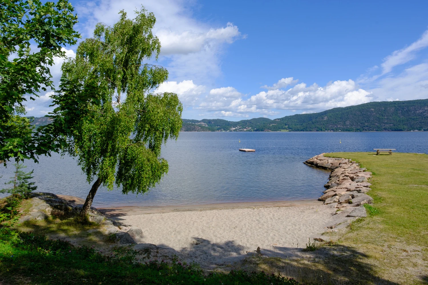 Tangen fjordpark med badestrand ved Drammensfjorden